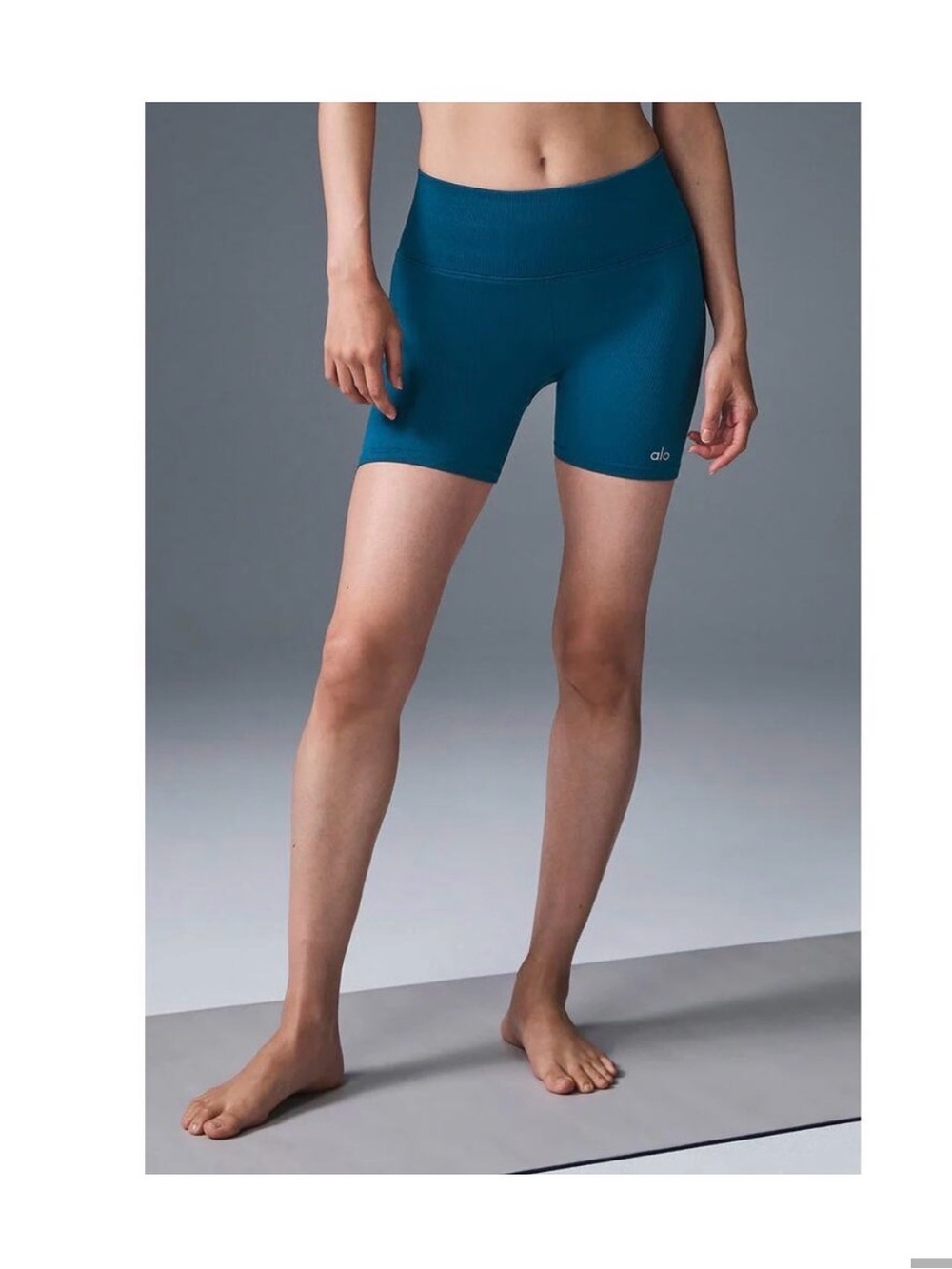 Alo ribbed shorts S